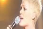Pink - Leave Me Alone (I'm Lonely)