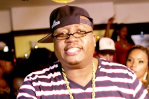 E-40 - Turn It Up