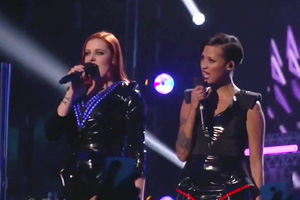 Icona Pop - I Love It [Live]