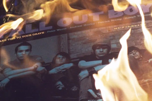 Fall Out Boy ft. 2 Chainz - My Songs Know What You Did In The Dark (Light Em Up)