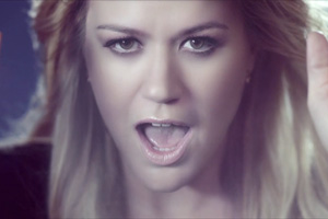 Kelly Clarkson - Catch My Breath
