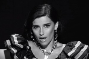 Nelly Furtado - Waiting For The Night