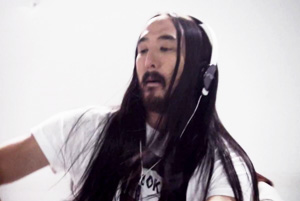 Steve Aoki ft. Rob Roy - Ooh