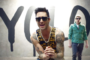 The Lonely Island ft. Adam Levine & Kendrick Lamar - YOLO