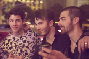 Jonas Brothers - First Time