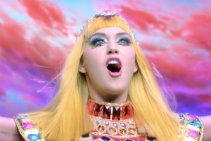 Katy Perry ft. Juicy J - Dark Horse