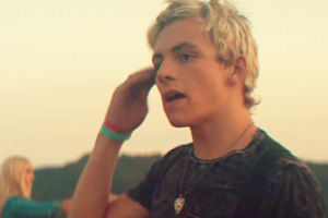 R5 - Pass Me By