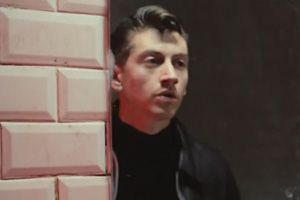 Arctic Monkeys - Why'd You Only Call Me When You're High?