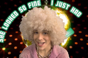 Austin Mahone ft. Pitbull - MMM Yeah [Lyric Video]