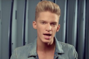 Cody Simpson - Surfboard (starring Gigi Hadid)