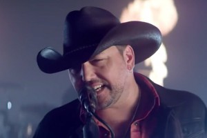 Jason Aldean - Burnin' It Down