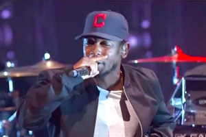 Kendrick Lamar - California Love / m.A.A.d City [iHeartRadio Music Awards]