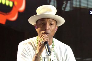 Pharrell Williams - Happy [Summertime Ball 2014]