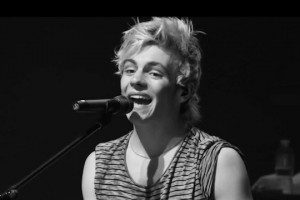 R5 - One Last Dance