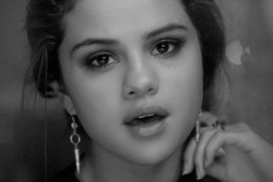 Selena Gomez - The Heart Wants What It Wants