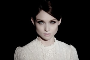 Sophie Ellis-Bextor - Love Is A Camera