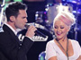 Maroon 5 ft. Christina Aguilera - Moves Like Jagger [Live]